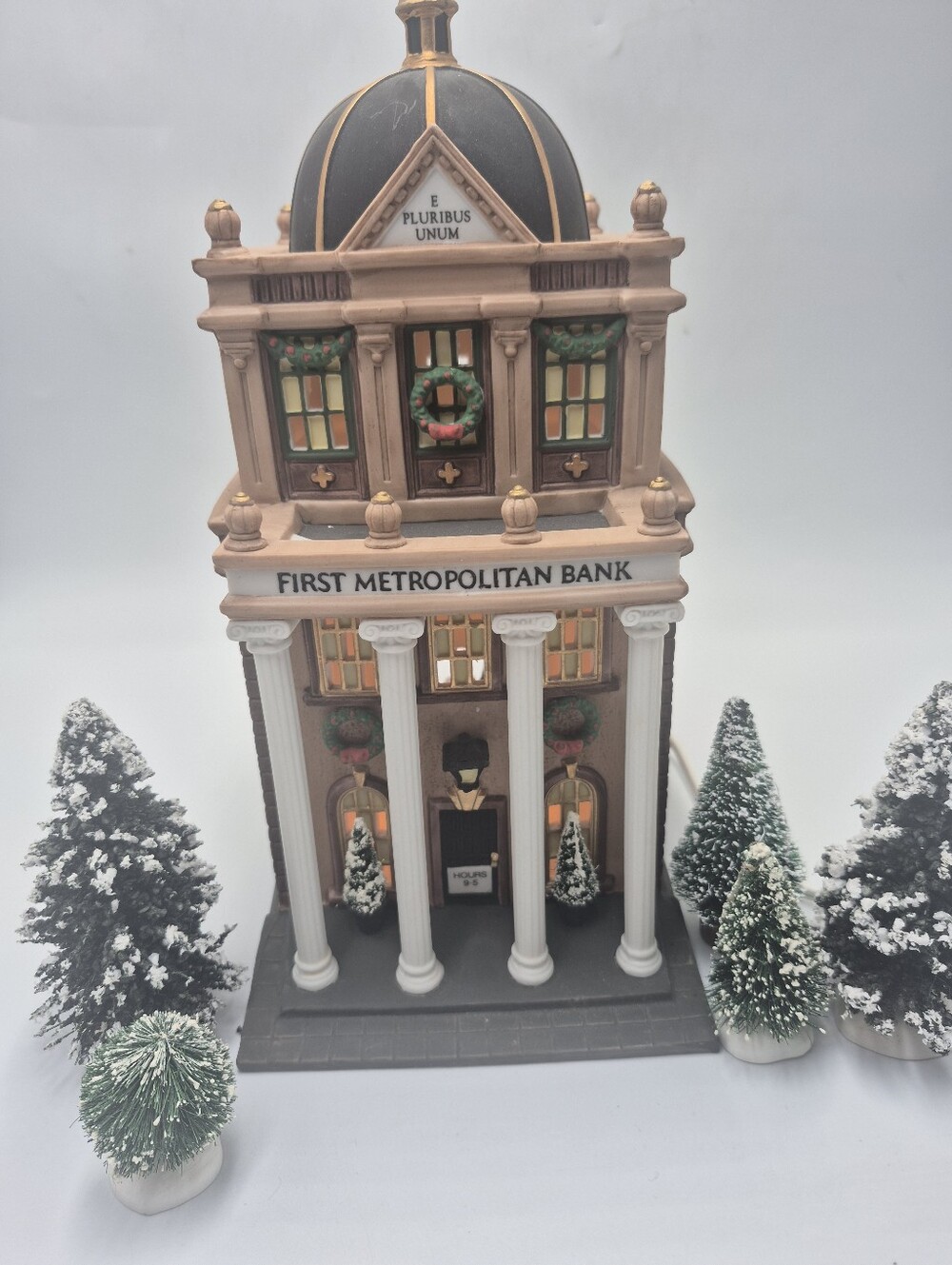 Dept 56 First Metropolitan Bank.